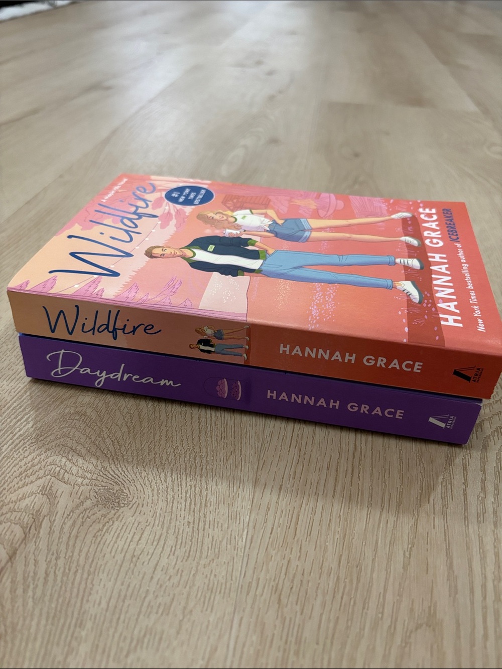 Hannah Grace Paperback Bundle - Wildfire & Daydream in Coral and Purple